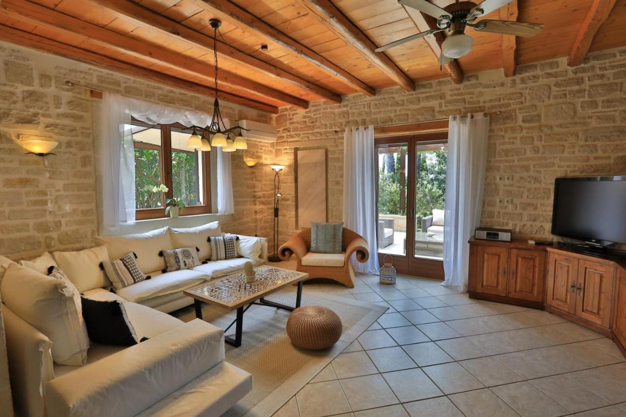 Villa Harmony, Steinvilla Prines  Bagian luar foto